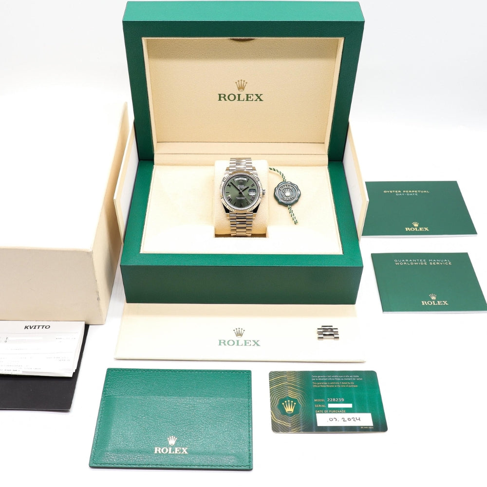 Rolex Day-Date 228239-0033 “Green Dial”